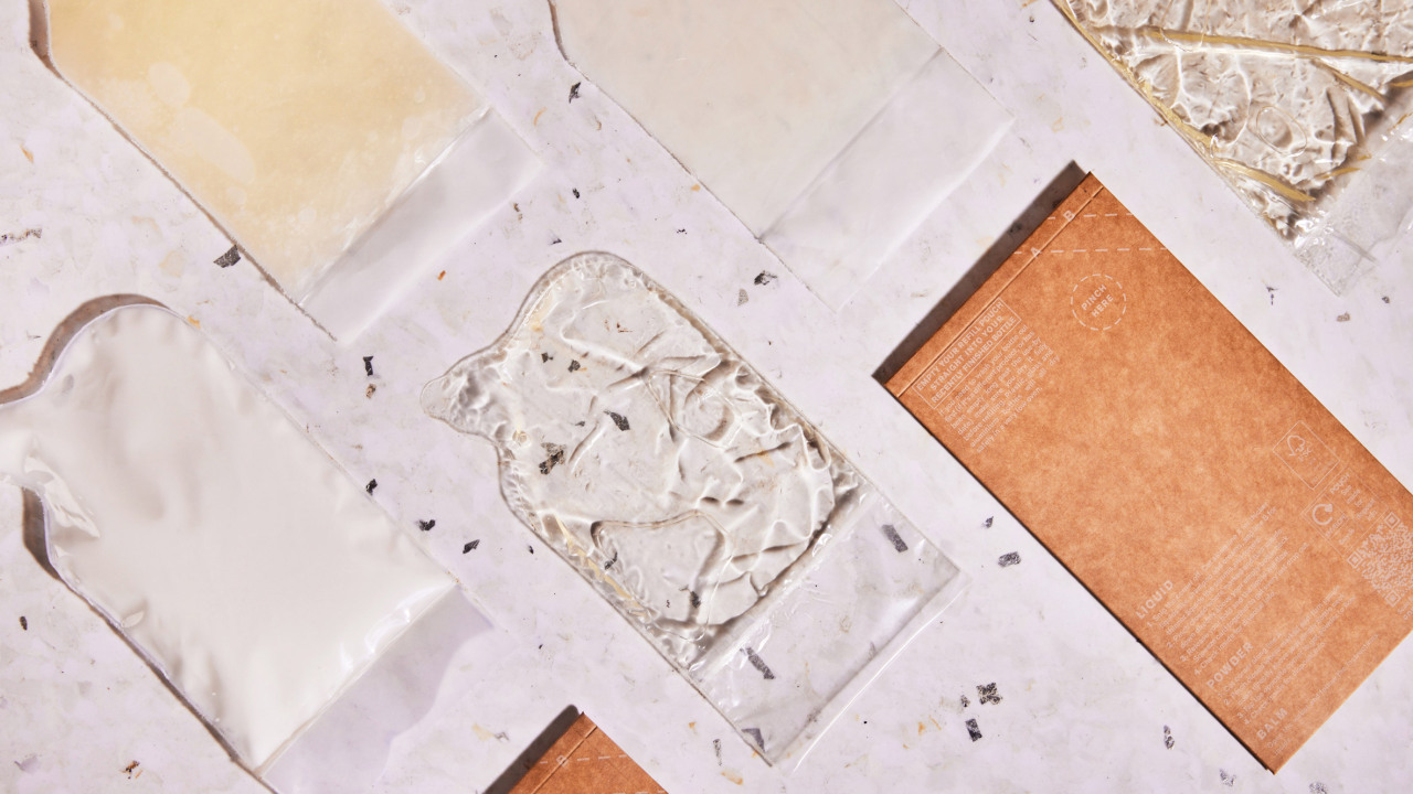 andren:
“(via on-repeat-biodegradable-packaging_dezeen_2364_hero_0.jpg (2364×1330))
”